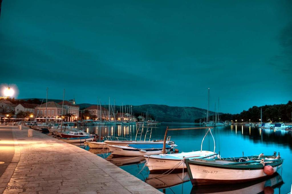 Apartments Antonio Stari Grad  Exterior foto