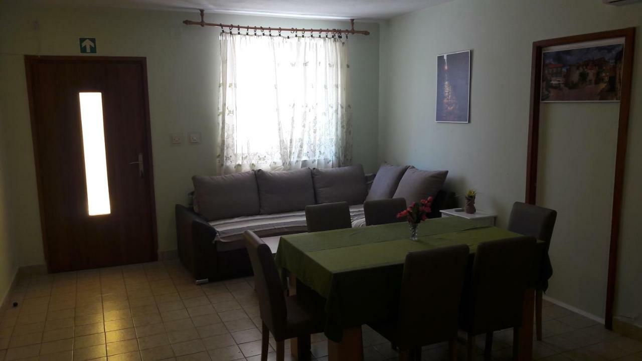 Apartments Antonio Stari Grad  Exterior foto