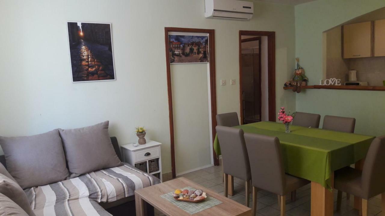 Apartments Antonio Stari Grad  Exterior foto