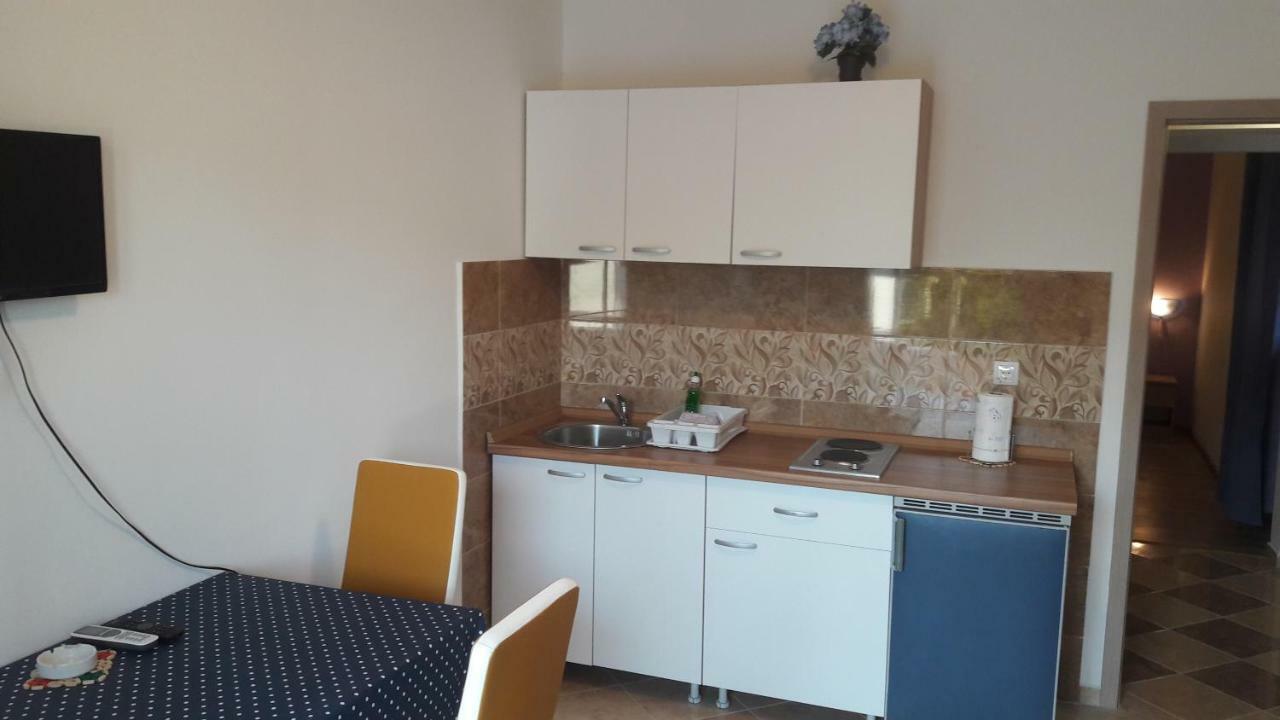 Apartments Antonio Stari Grad  Exterior foto