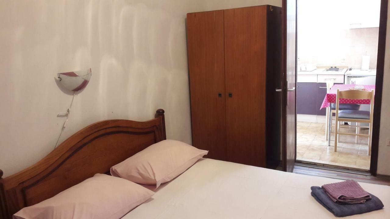 Apartments Antonio Stari Grad  Exterior foto